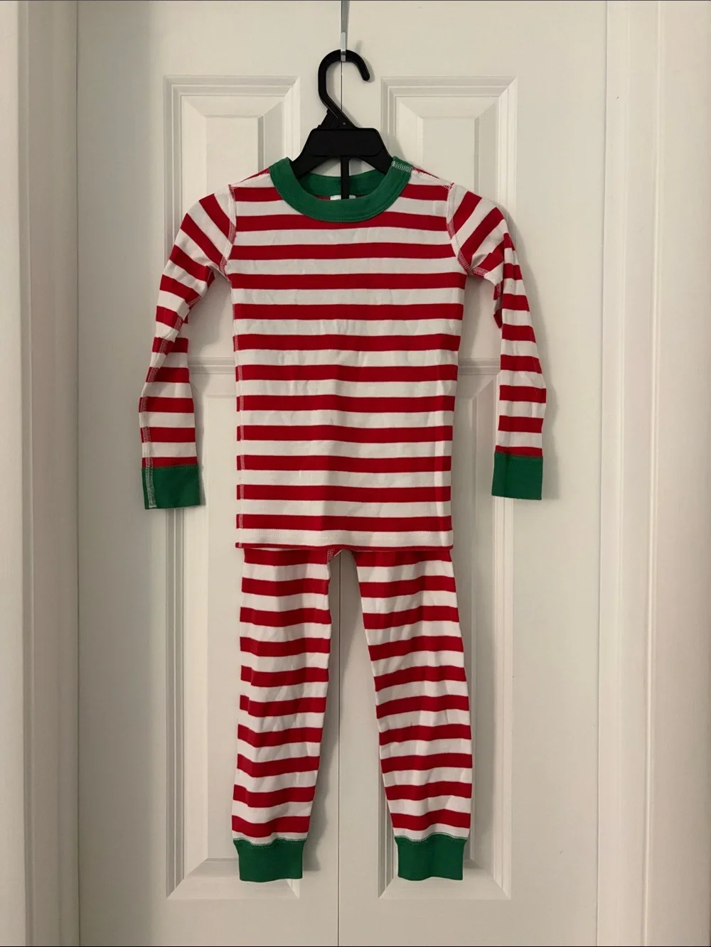 Hanna Andersson Red & White Striped Pajama Set with Green Trim